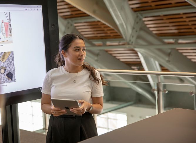 Lady giving a presentation